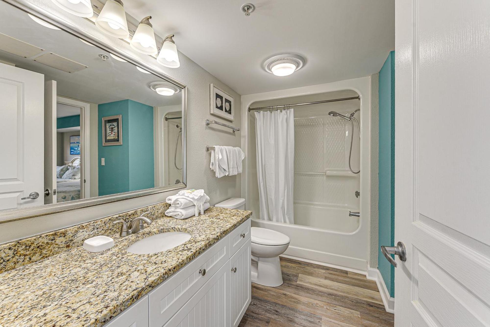 Oceanfront North Myrtle Beach Gem Pools Access! Exterior photo